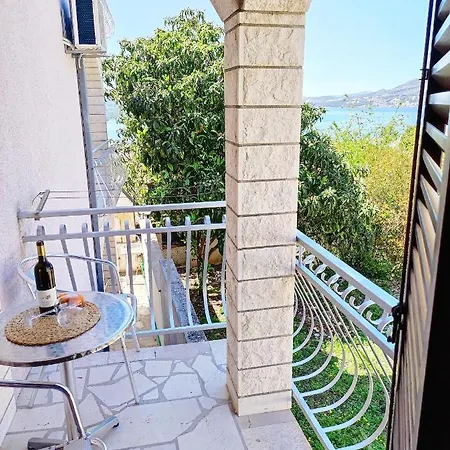 Dream View Dalmatia * تروغير